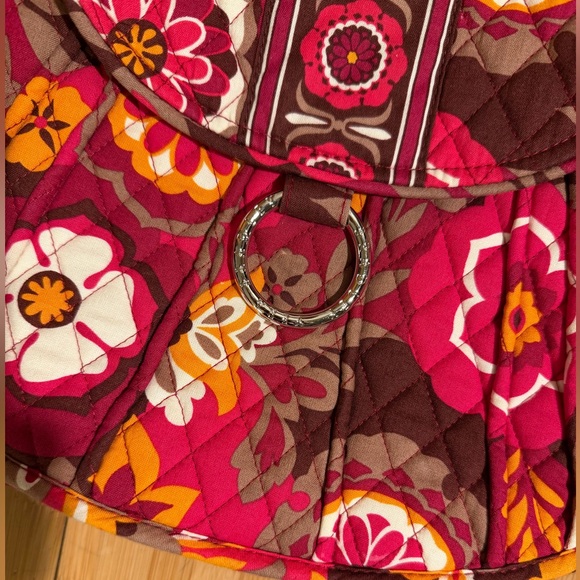 NWOT Vera Bradley Carnaby Saddle Floral Quilted Crossbody Bag OS - Picture 3 of 14